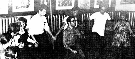 [ Dick Oakes teaching at the Intersection in 1970 ]